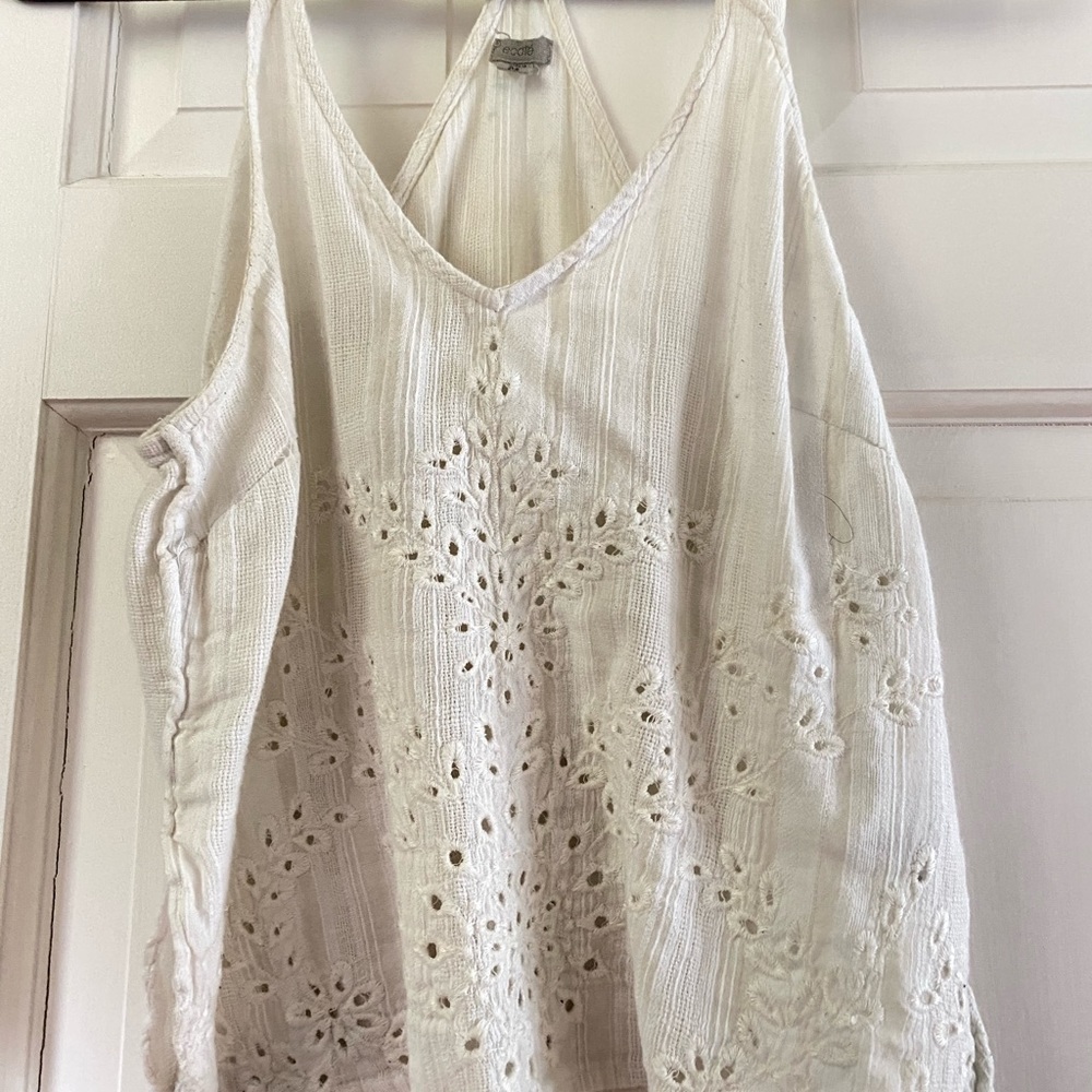 Ecote, Embroidered tank